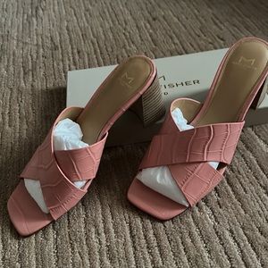 Marc Jacobs pink slide